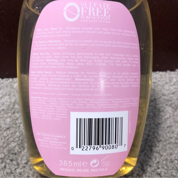 OGX Heavenly Hydration + Cherry Blossom Shampoo with Green Tea, 13oz - Picture 3 of 8